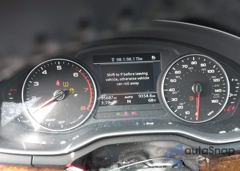 2018 Audi A4 2.0T Premium/2.0T Tech Premium z USA, uszkodzony, nr VIN WAUDNAF4XJA119640